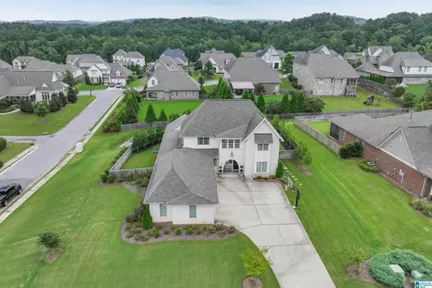 875 Vestlake Ridge Dr, Vestavia Hills, AL 35242