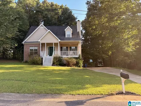 307 Hunter Hills Cir, Chelsea, AL 35043