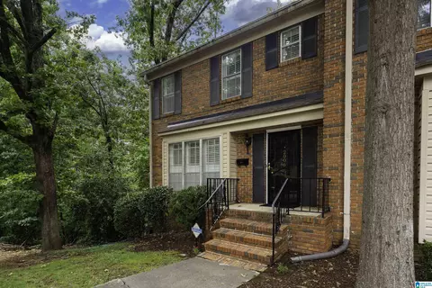 2006 Montreat Pkwy #2006, Vestavia Hills, AL 35216