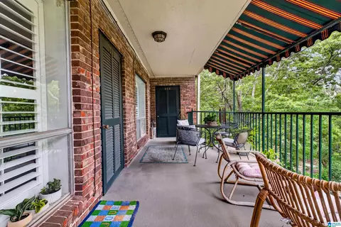 57 Hanover Cir S #324, Birmingham, AL 35205