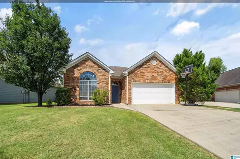 809 Waterford Cir, Calera, AL 35040