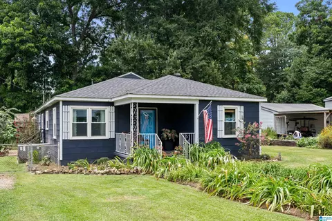 206 Kay Ave, Trussville, AL 35173