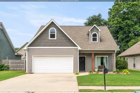 1301 Amberley Woods Dr, Helena, AL 35080