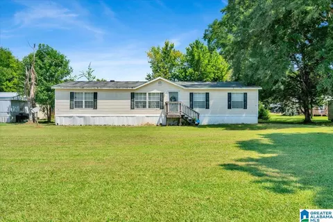 46 Airport St, Centreville, AL 35042