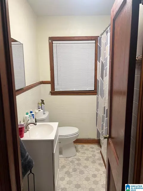 910 E 15th St, Anniston, AL 36207 photo 3