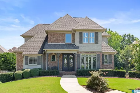 1048 Baldwin Ln, Birmingham, AL 35242