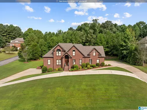 8052 Lakeside Cir, Trussville, AL 35173