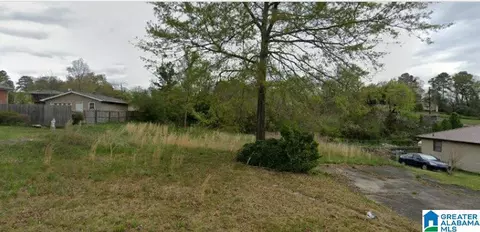 208 23rd Ter NW #1/12, Center Point, AL 35215