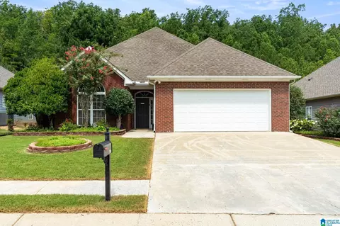 116 Cove Ln, Pelham, AL 35124
