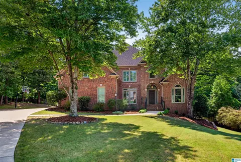 721 Park Ridge Cir, Vestavia Hills, AL 35242