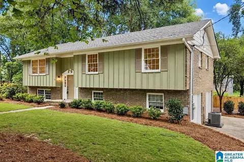 2065 Woodmeadow Cir, Hoover, AL 35216