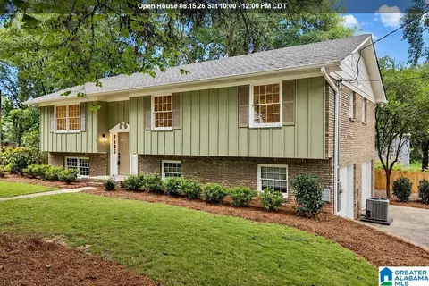 2065 Woodmeadow Cir, Hoover, AL 35216