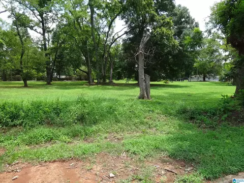 1311 SW 16th St #412, Birmingham, AL 35211