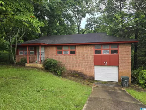 956 Reedwood Ln, Birmingham, AL 35235