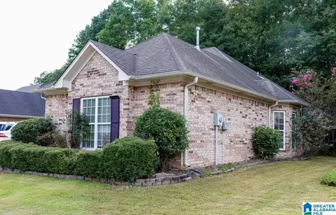 321 Chesser Plantation Ln, Chelsea, AL 35043