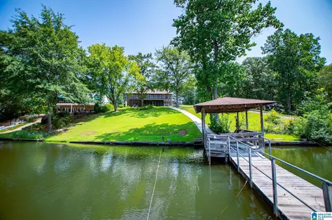 539 Peninsula Dr, Wedowee, AL 36278