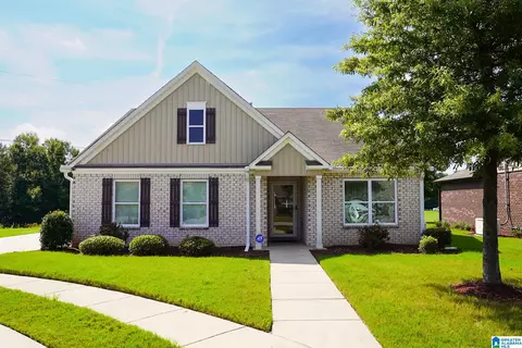 4678 Brookshire Ln, Bessemer, AL 35022