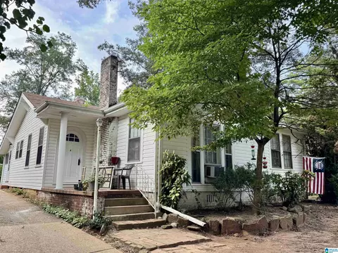 3007 Circle Dr, Hueytown, AL 35023