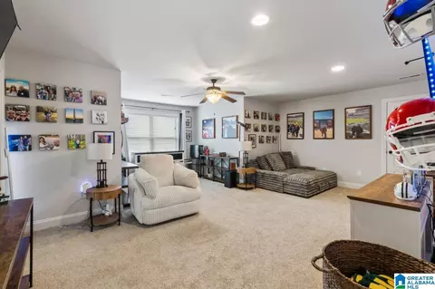 Bedroom - 369 Strathaven Dr, Pelham, AL 35124 photo 4 of 11
