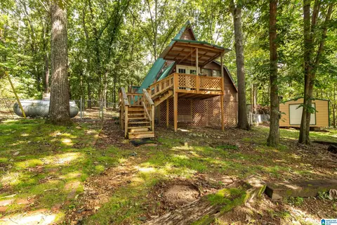 669 Fish Hatchery Rd, Eastaboga, AL 36260