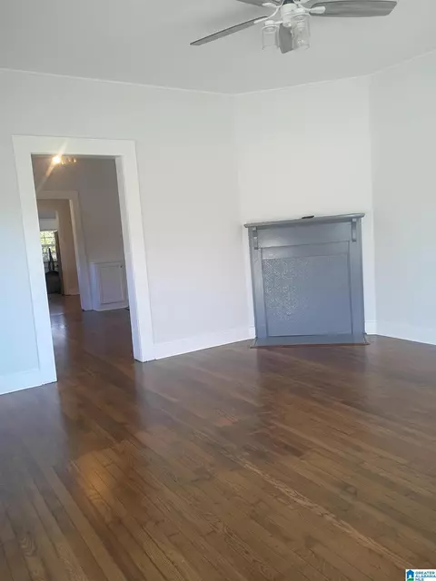 Living - 31 Klondike Rd, Parrish, AL 35580 photo 2 of 3