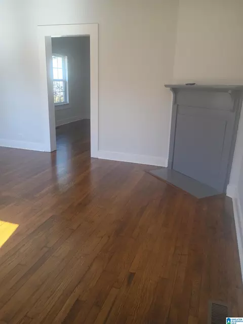 Living - 31 Klondike Rd, Parrish, AL 35580 photo 3 of 3