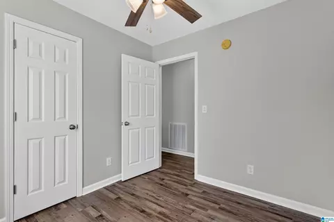 Bedroom - 386 Miranda Rd, Warrior, AL 35180 photo 2 of 8
