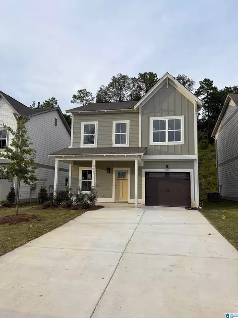 152 Huntley Ridge Dr, Pelham, AL 35124