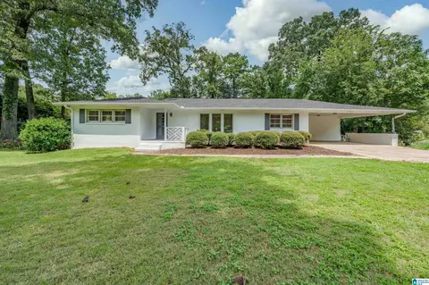 2700 Cherokee Rd, Vestavia Hills, AL 35216