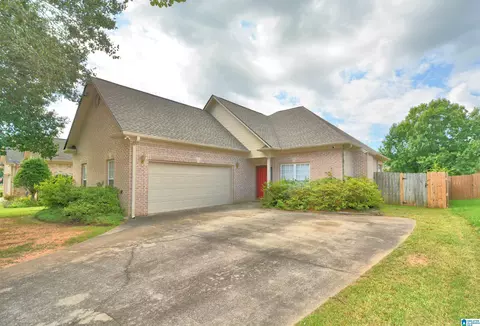 4541 Riverbirch Cir, Bessemer, AL 35022
