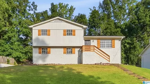 1415 Creekwood Cir, Birmingham, AL 35235