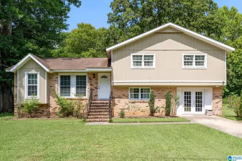 1724 Serene Dr, Center Point, AL 35215