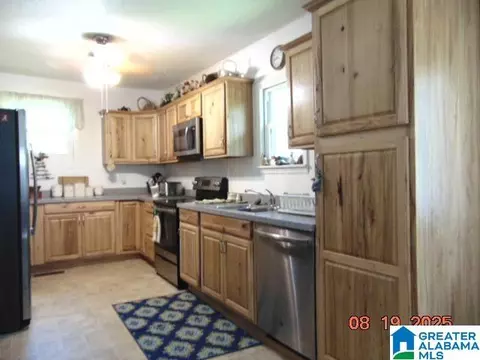 Kitchen - 4699 County Road 43, Clanton, AL 35045 photo 2 of 2