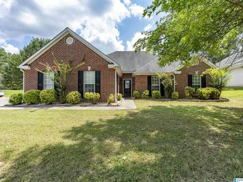 1320 Moss Rose Ln, Hoover, AL 35244
