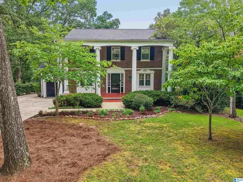 200 Fairway Dr, Anniston, AL 36207