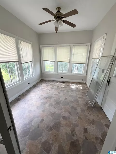 Exterior - 201 1st Ave, Clanton, AL 35045 photo 6 of 6