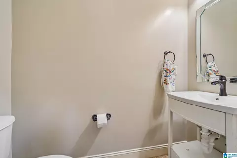 Bath - 463 Heathersage Rd, Maylene, AL 35114 photo 1 of 5