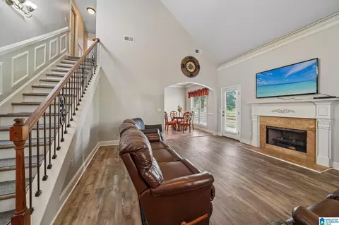 Entry Way - 463 Heathersage Rd, Maylene, AL 35114 photo 2 of 3
