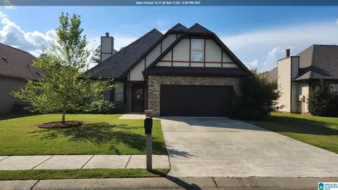 1011 Riviera Dr, Calera, AL 35040