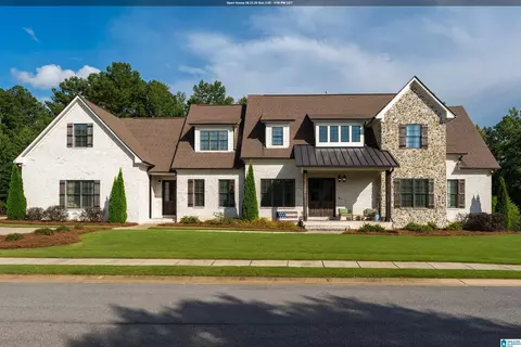 5805 Deerfoot Ct, Trussville, AL 35173