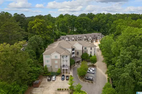 3038 Massey Rd #A-402, Vestavia Hills, AL 35216