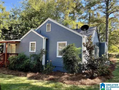 2112 Lester Ln, Hoover, AL 35226