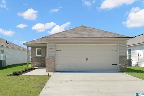 49 Taylor Ln, Childersburg, AL 35044