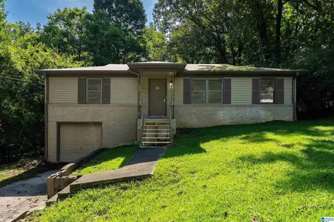 2613 5th St NW, Center Point, AL 35215