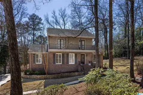 3716 Dover Dr, Mountain Brook, AL 35223