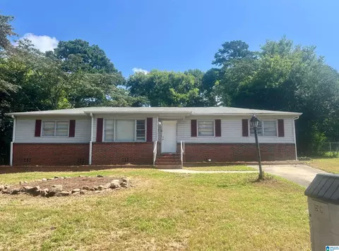 2429 3rd Pl NW, Center Point, AL 35215