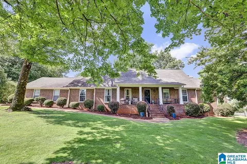 1612 Shades Crest Rd, Hoover, AL 35226