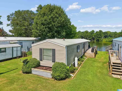 2 Harmons Island Rd, Cropwell, AL 35054