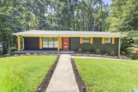 2504 October Dr, Adamsville, AL 35005