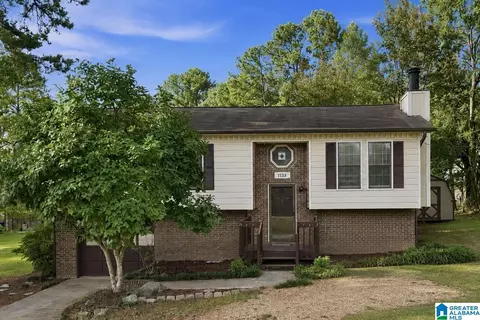 1133 Thompson Rd, Alabaster, AL 35007